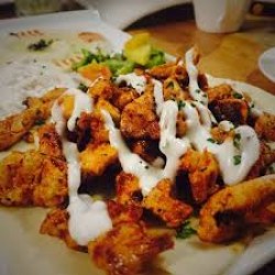 Food Walk and Kite Flying Lesson Tour in Old Delhi